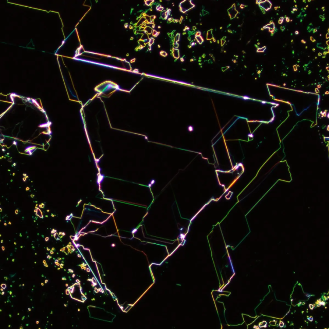 Scattered Edges, Magnetic Layers